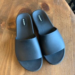 Okabashi Black Slide 8